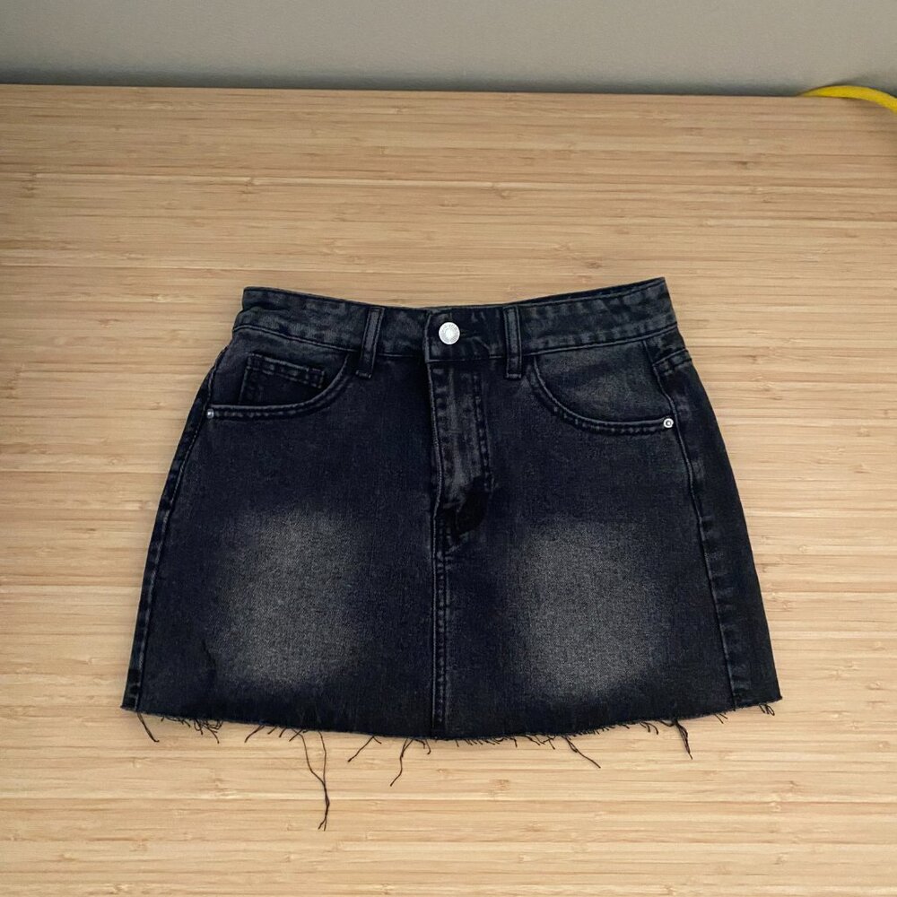 Black Denim Mini Skirt with Pockets - Size XS - Picture 3 of 4
